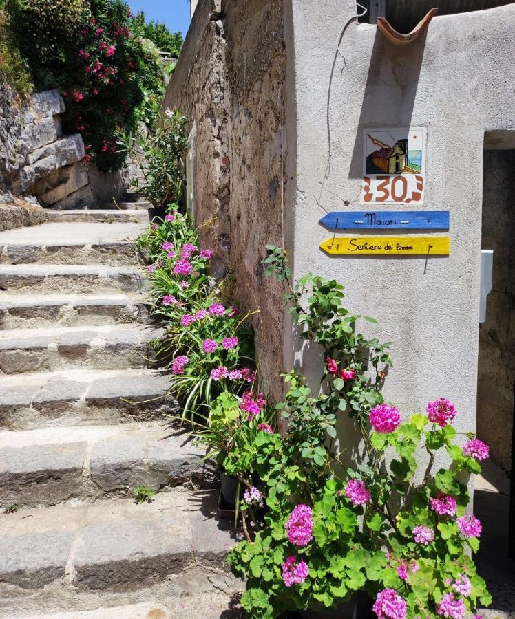 Eden Tra I Limoni Apartment Minori Exterior foto